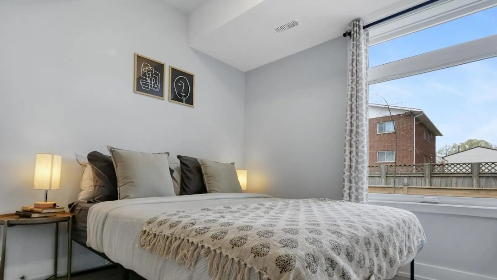 2Br Boho Townhouse - Walk To Falls, Free Parking ナイアガラ・フォールズ 別荘