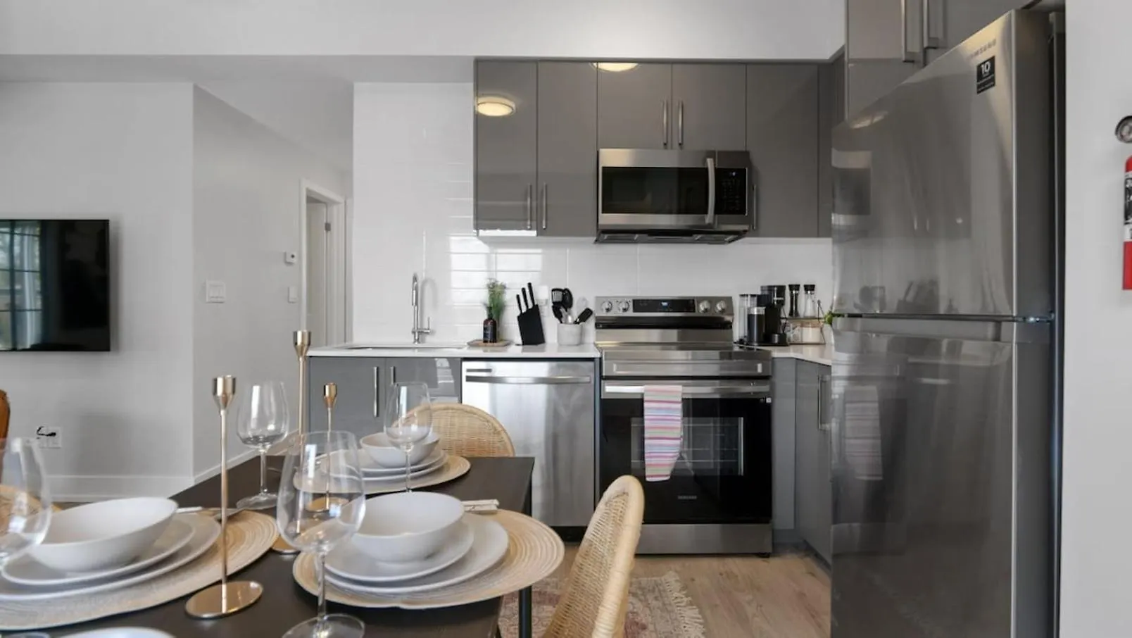 2Br Boho Townhouse - Walk To Falls, Free Parking ナイアガラ・フォールズ 別荘